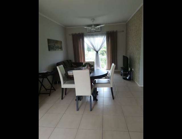 2 BEDROOM APARTMENT FOR SALE IN MANOR ESTATES